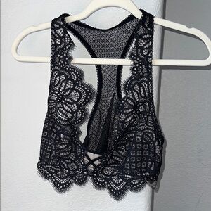 Victoria’s Secret Black Lace Bralette Size L